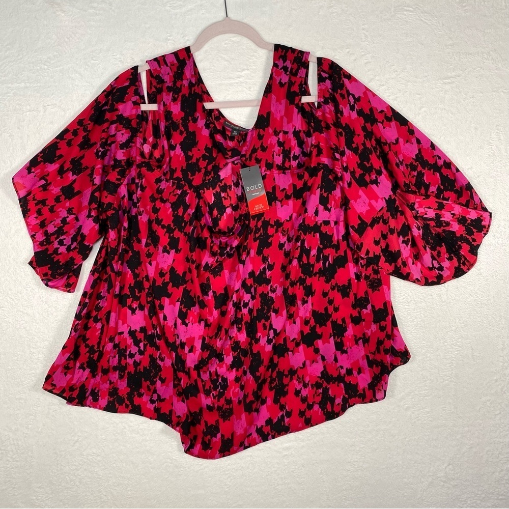 NWT BOLD ELEMENTS Womens Cut To Curve Blouse Multicolor Size 3X Stretchy